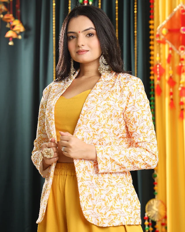 Steals and Deals Await!Haldi Heroine: The Perfect Jacket for Your Special Day